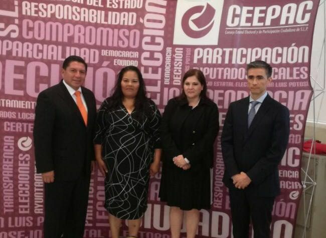 Exámenes de grado de Maestrantes de la Octava Generación