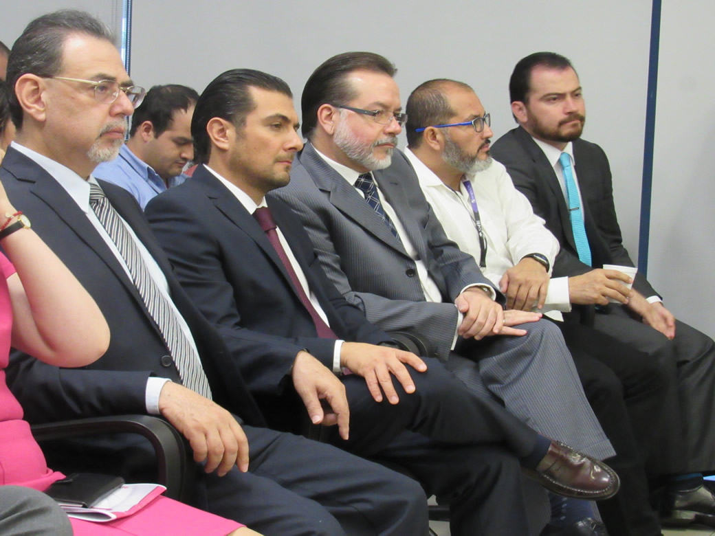 Magistrados del Tribunal Electoral de Jalisco, en instalación del Consejo Local del INE