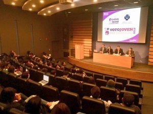 En la jornada Voto Joven Informado