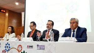 Magistrados presentes en foro: "Los derechos político-electorales de las personas con discapacidad" en Sala Guadalajara del Tribunal Electoral del Poder Judicial de la Federación Magistrados presentes en foro: "Los derechos político-electorales de las personas con discapacidad" en Sala Guadalajara del Tribunal Electoral del Poder Judicial de la Federación